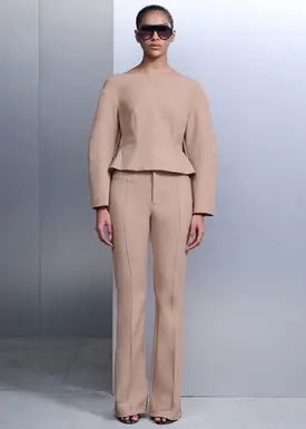 Calça Flare com Nervura