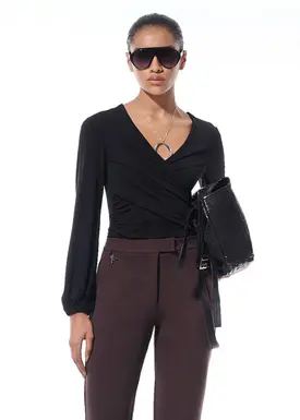 Blusa Manga Bufante com Trespasse