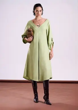 Vestido Midi Com Faixa e Manga