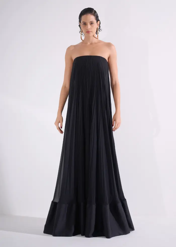 Vestido Longo Plissado com Barra em Cetim
