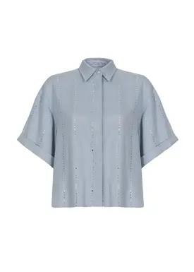 Camisa Detalhe Hot Fix